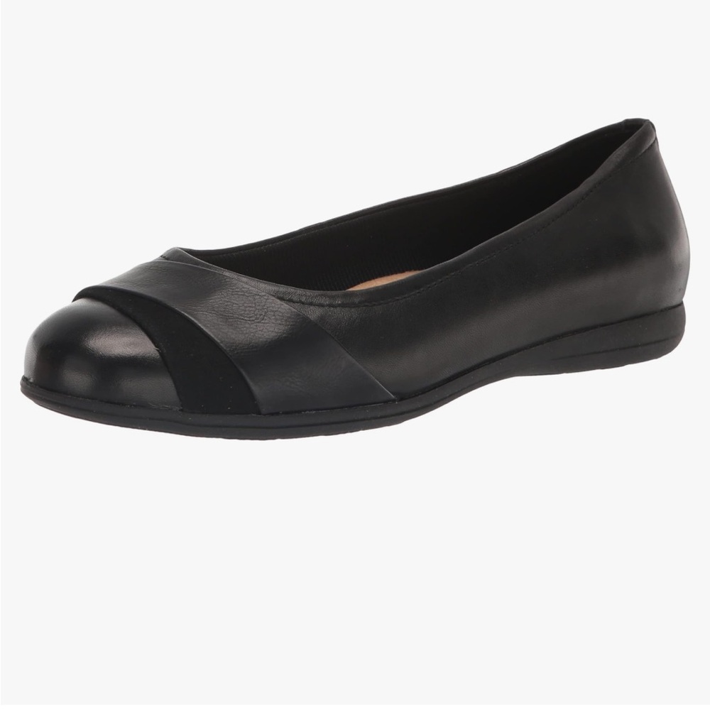 Trotters Black Women's Flats. Size 7.5